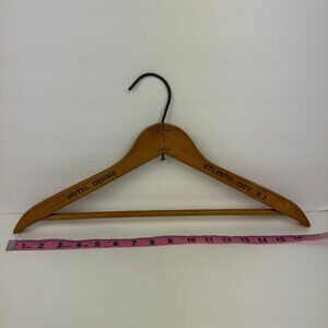 Vtg Tan Wooden Hotel Dennis Atlantic City New Jersey NJ Clothing‎ Jacket Hanger